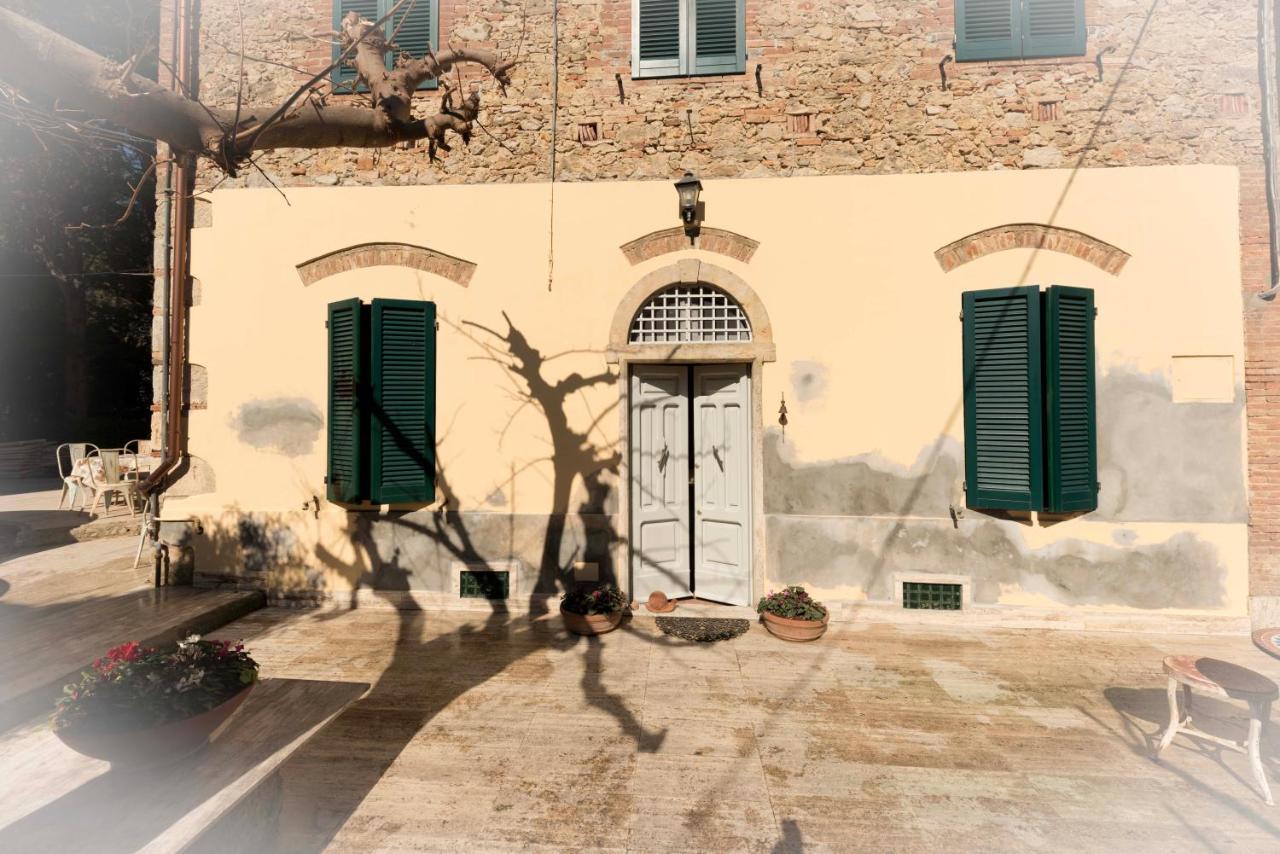 Casa Del Priore Usigliano Exterior photo